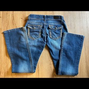 Day trip jeans. Leo bootcut.